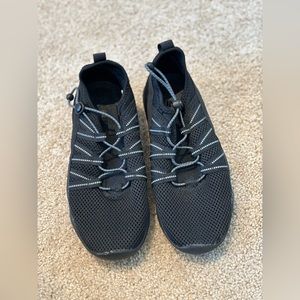 Target brand black water shoes size 7